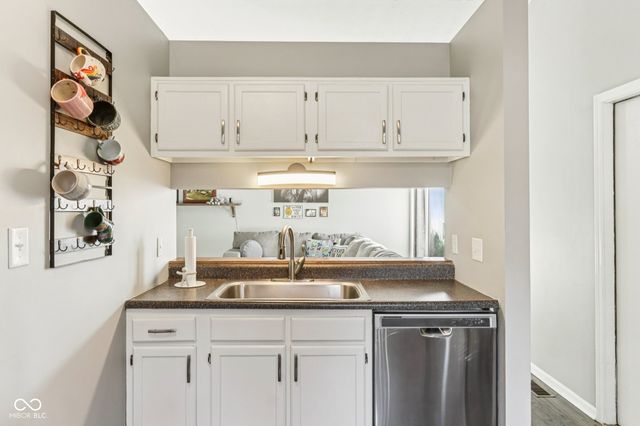 863 Westridge North Drive, Noblesville, IN 46062