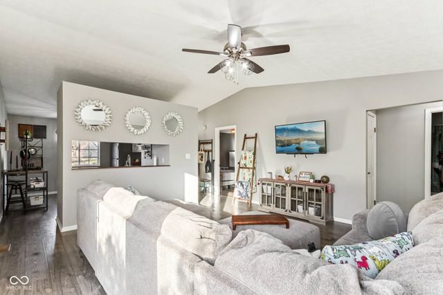 863 Westridge North Drive, Noblesville, IN 46062