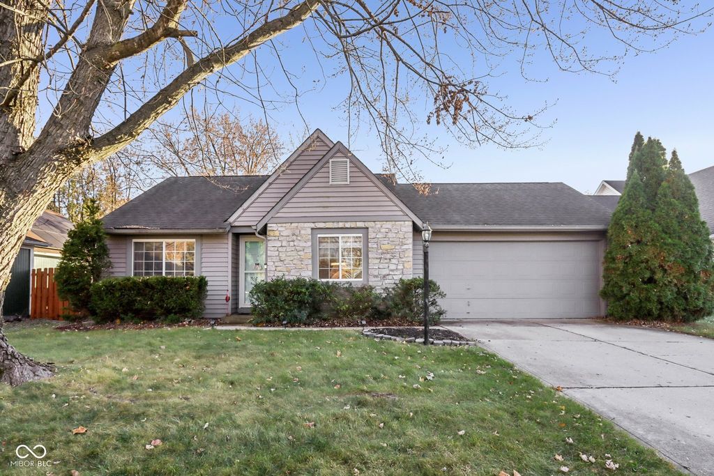 863 Westridge North Drive, Noblesville, IN 46062
