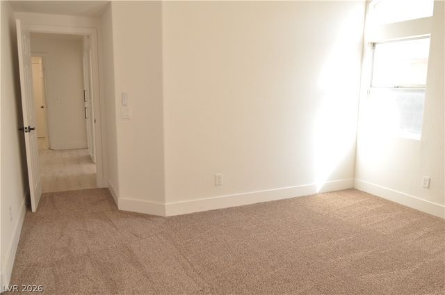 2825 Glen Aulin Street, Las Vegas, NV 89108