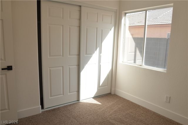 2825 Glen Aulin Street, Las Vegas, NV 89108