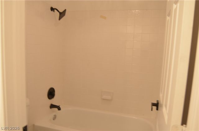 2825 Glen Aulin Street, Las Vegas, NV 89108