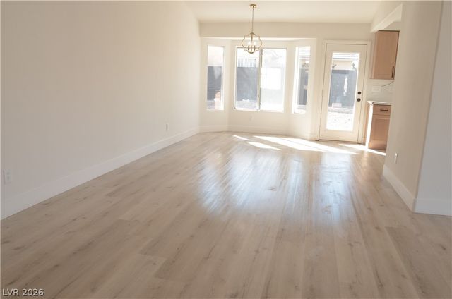 2825 Glen Aulin Street, Las Vegas, NV 89108