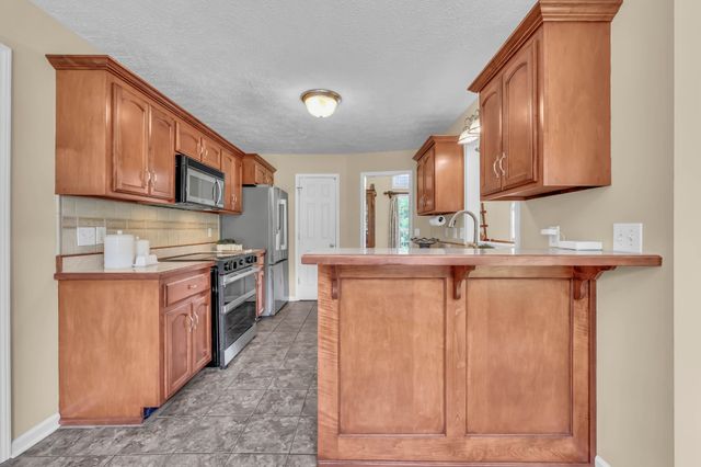 1582 Rembrandt Dr, Clarksville, TN 37040