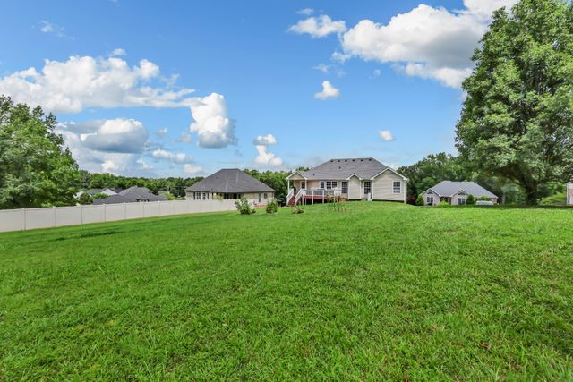 1582 Rembrandt Dr, Clarksville, TN 37040