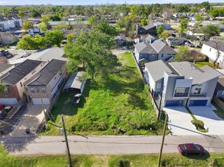 4921 #B Golden Forest Drive, Houston, TX 77091