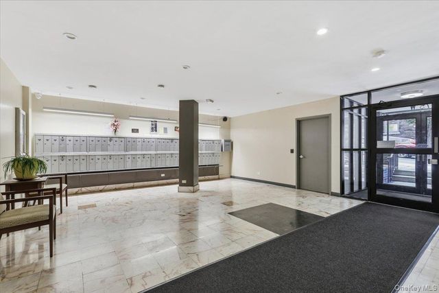 75 W 238th Street 2D, Bronx, NY 10463
