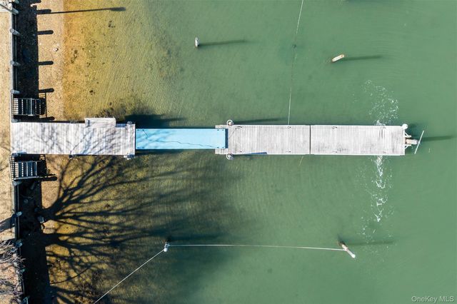 168 Sterling Street, Greenport, NY 11944