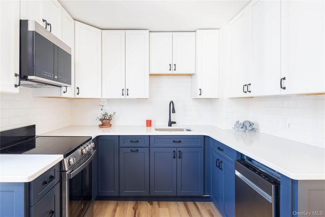 168 Sterling Street, Greenport, NY 11944