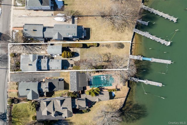 168 Sterling Street, Greenport, NY 11944