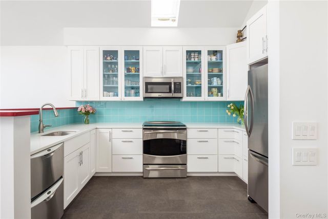 168 Sterling Street, Greenport, NY 11944