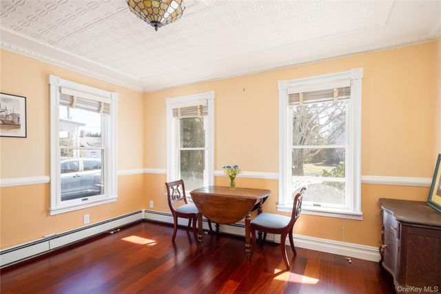 168 Sterling Street, Greenport, NY 11944