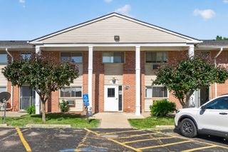 706 Marilyn Avenue 204, Glendale Heights, IL 60139