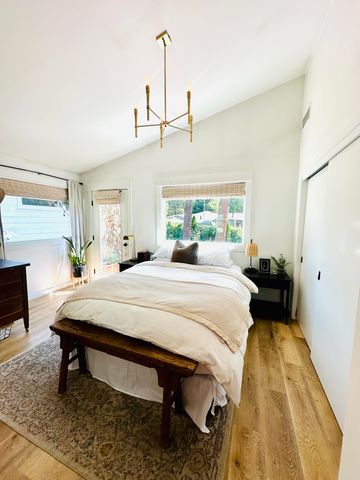 480 N Oregon Street, Jacksonville, OR 97530