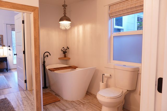 480 N Oregon Street, Jacksonville, OR 97530