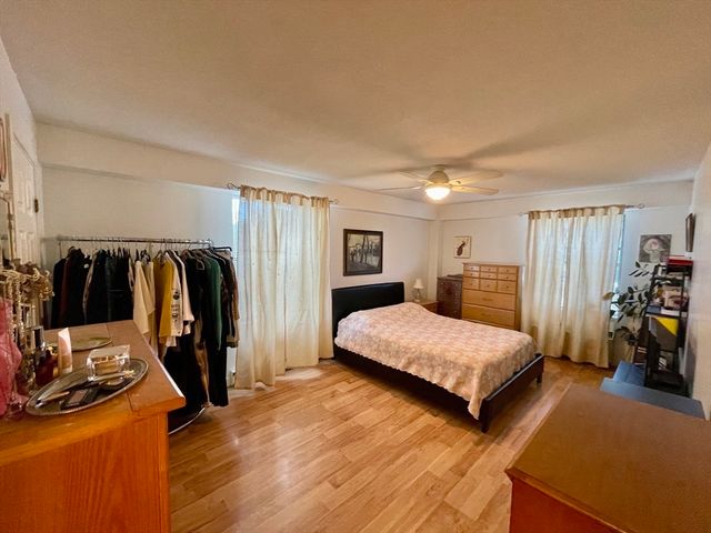 1 Loring Ave 207, Swampscott, MA 01907
