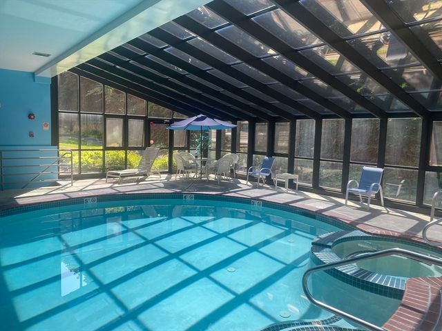 1 Loring Ave 207, Swampscott, MA 01907