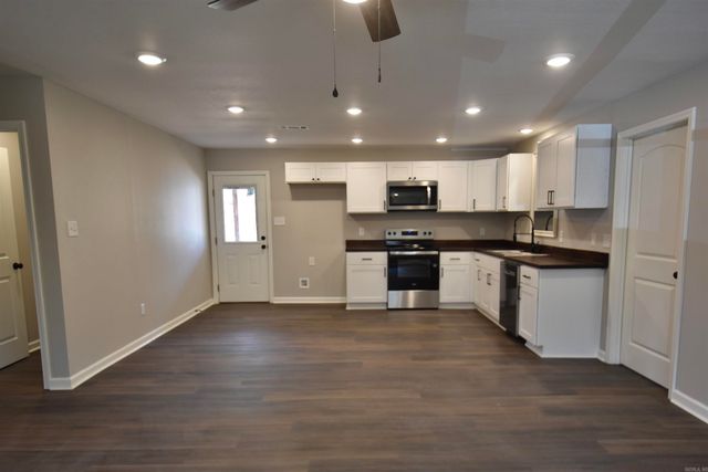 1606 FG Jones Road, Malvern, AR 72104