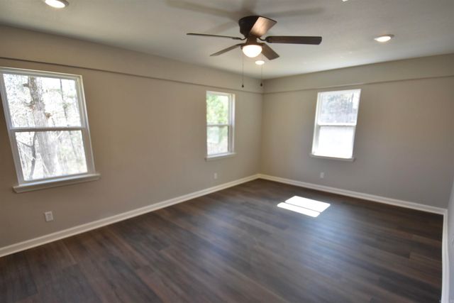 1606 FG Jones Road, Malvern, AR 72104