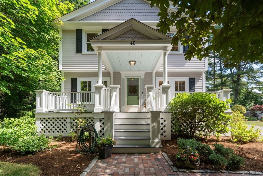 40 Gunhouse St, Sharon, MA 02067