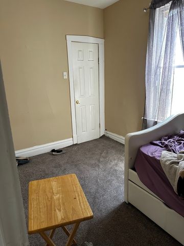 6550 S Claremont Avenue, Chicago, IL 60636