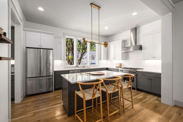 2018 10th Ave, S, Nashville, TN 37204