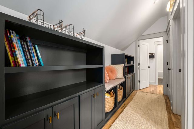 2018 10th Ave, S, Nashville, TN 37204