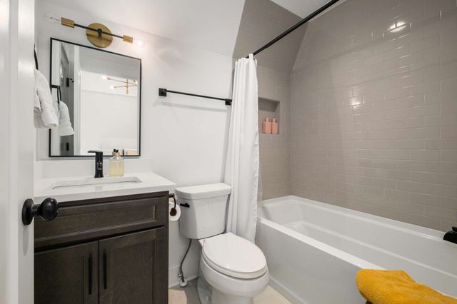 2018 10th Ave, S, Nashville, TN 37204