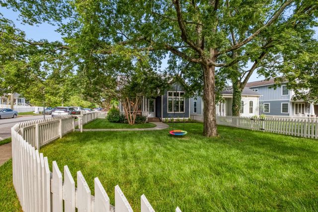 2018 10th Ave, S, Nashville, TN 37204