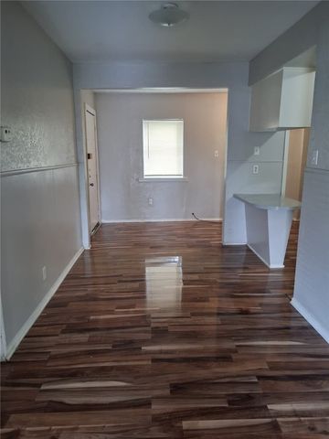 2333 Riggan St, Corpus Christi, TX 78404