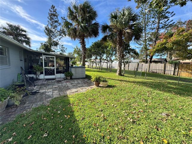 2330 GREEN STREET, South Daytona, FL 32119