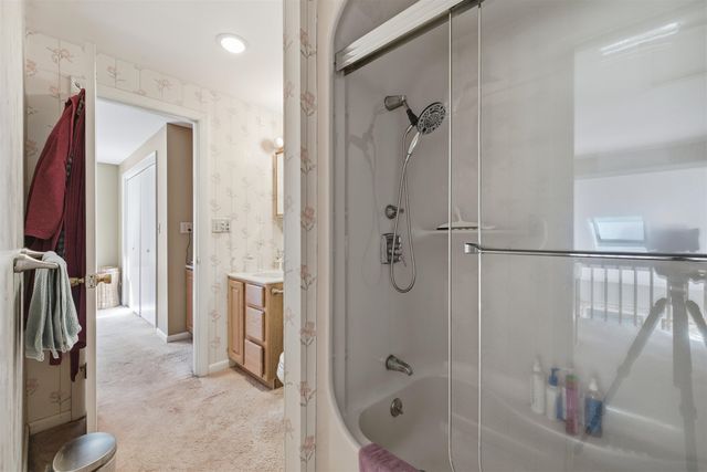 733 North Road, Candia, NH 03034