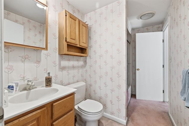 733 North Road, Candia, NH 03034