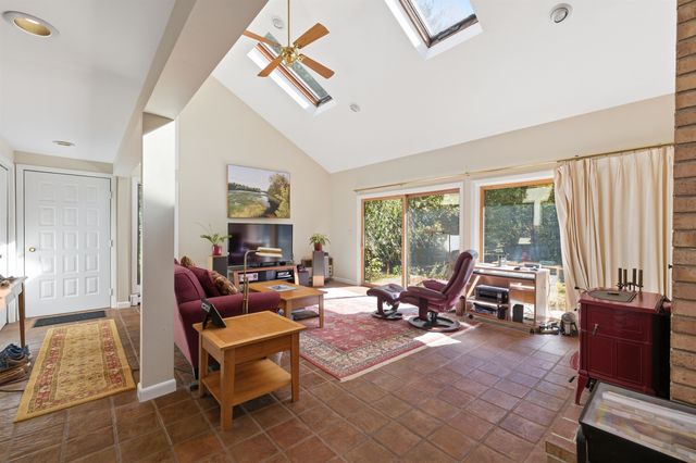 733 North Road, Candia, NH 03034