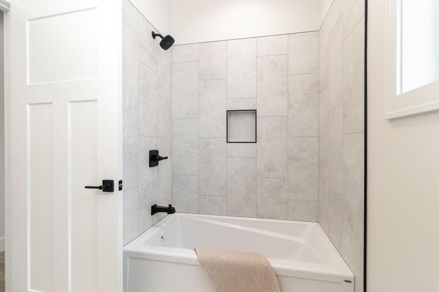 11876 38th Place NE, Saint Michael, MN 55376