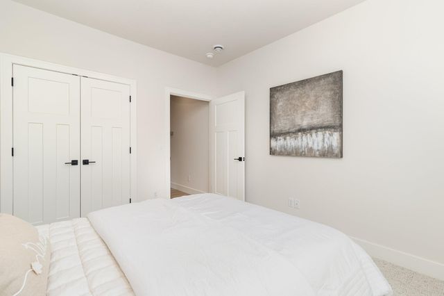 11876 38th Place NE, Saint Michael, MN 55376