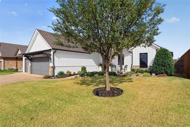 304 Bray Lane, Yukon, OK 73099
