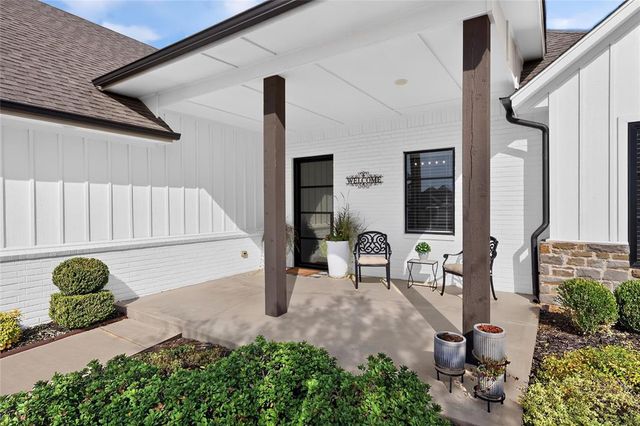 304 Bray Lane, Yukon, OK 73099