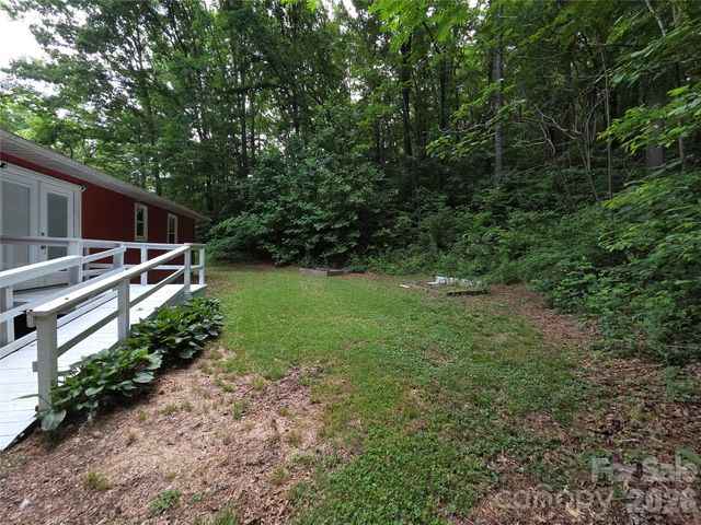 165 Mount Eire Drive, Sylva, NC 28779