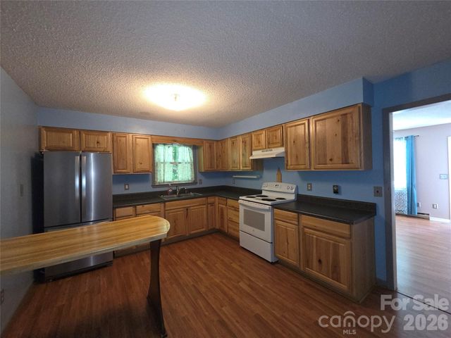 165 Mount Eire Drive, Sylva, NC 28779