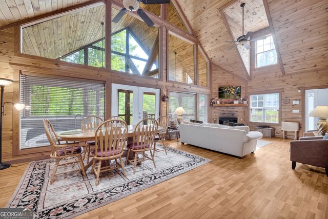 368 Field Drive, Sautee Nacoochee, GA 30571