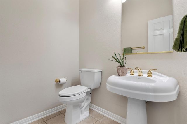 102 Branding Iron CV, Georgetown, TX 78633