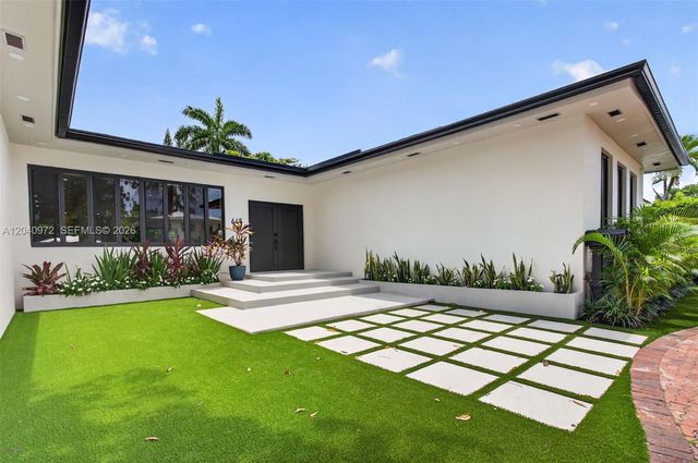 645 NE 53rd St, Miami, FL 33137