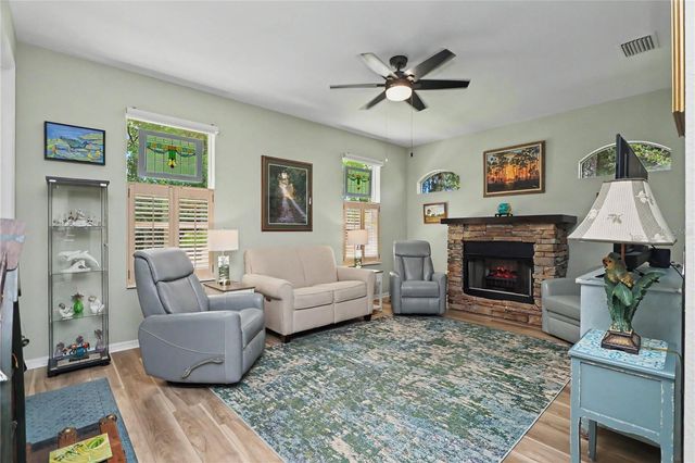 19242 SW 101ST STREET, Dunnellon, FL 34432