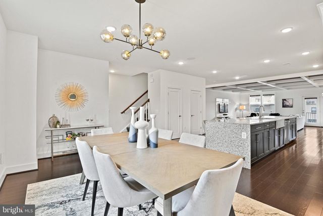 44742 TIVERTON SQ, Ashburn, VA 20147