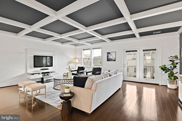 44742 TIVERTON SQ, Ashburn, VA 20147