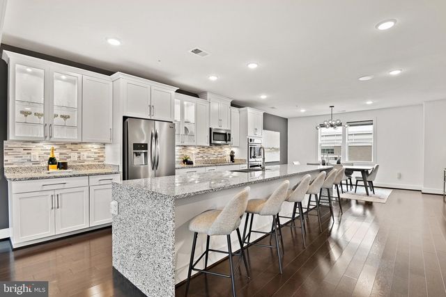 44742 TIVERTON SQ, Ashburn, VA 20147