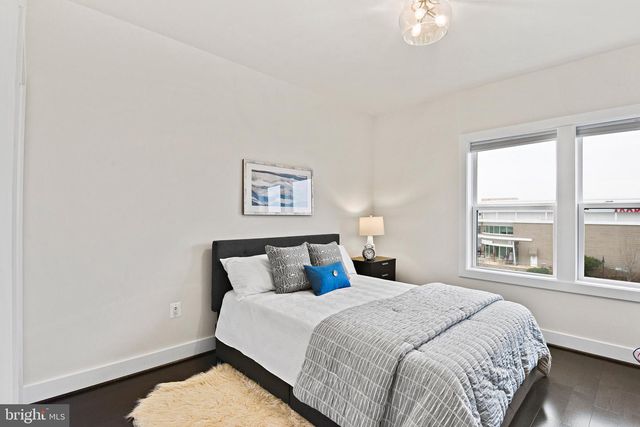 44742 TIVERTON SQ, Ashburn, VA 20147