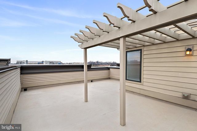 44742 TIVERTON SQ, Ashburn, VA 20147