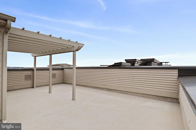 44742 TIVERTON SQ, Ashburn, VA 20147